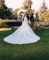 image of Joe & Michelle on their wedding day